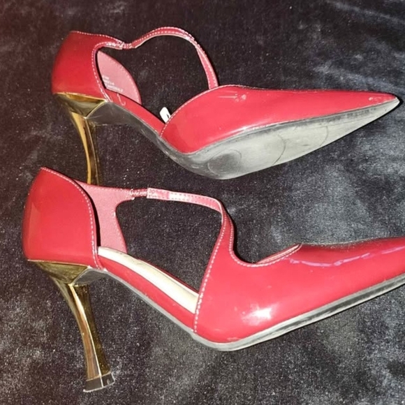 Nine West Women's Burgundy Patent Pointed Sling Pumps - Picture 2 of 2